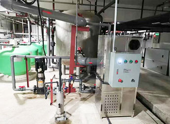 北京某星級酒店泳池用臭氧發(fā)生器現(xiàn)場